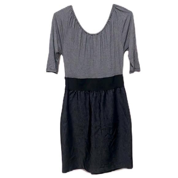 Women’s TIANA B, On/Off Shoulder, 3/4 Sleeves Dress, black/White, Size Medium - Picture 2 of 5